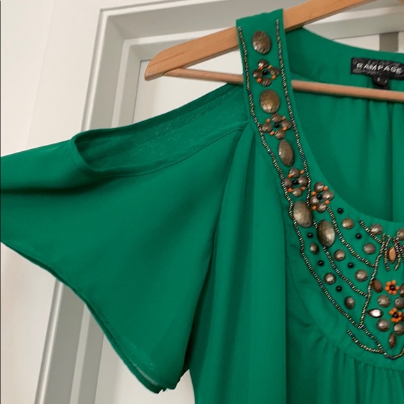 Off the Shoulder Green Dress - Picture 3 of 7